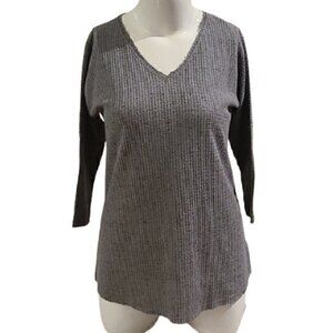 [Natural Reflections] Gray V-neck 3/4 Sleeve- Sz L